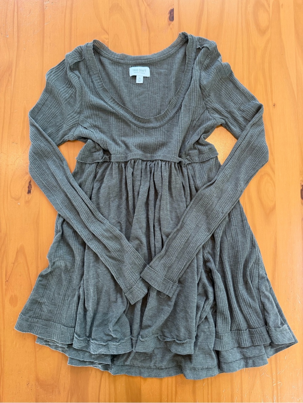 Y2K babydoll peplum fitted long sleeves trendy ribbed fabric top